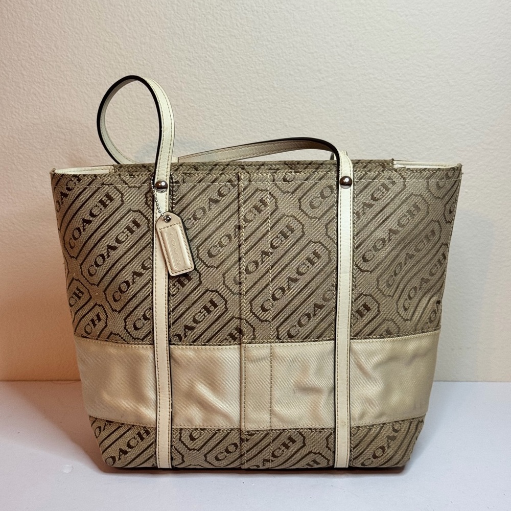 Coach Signature Lozenge Tote Shoulder Bag in Khaki with Off-white Leather Trim
